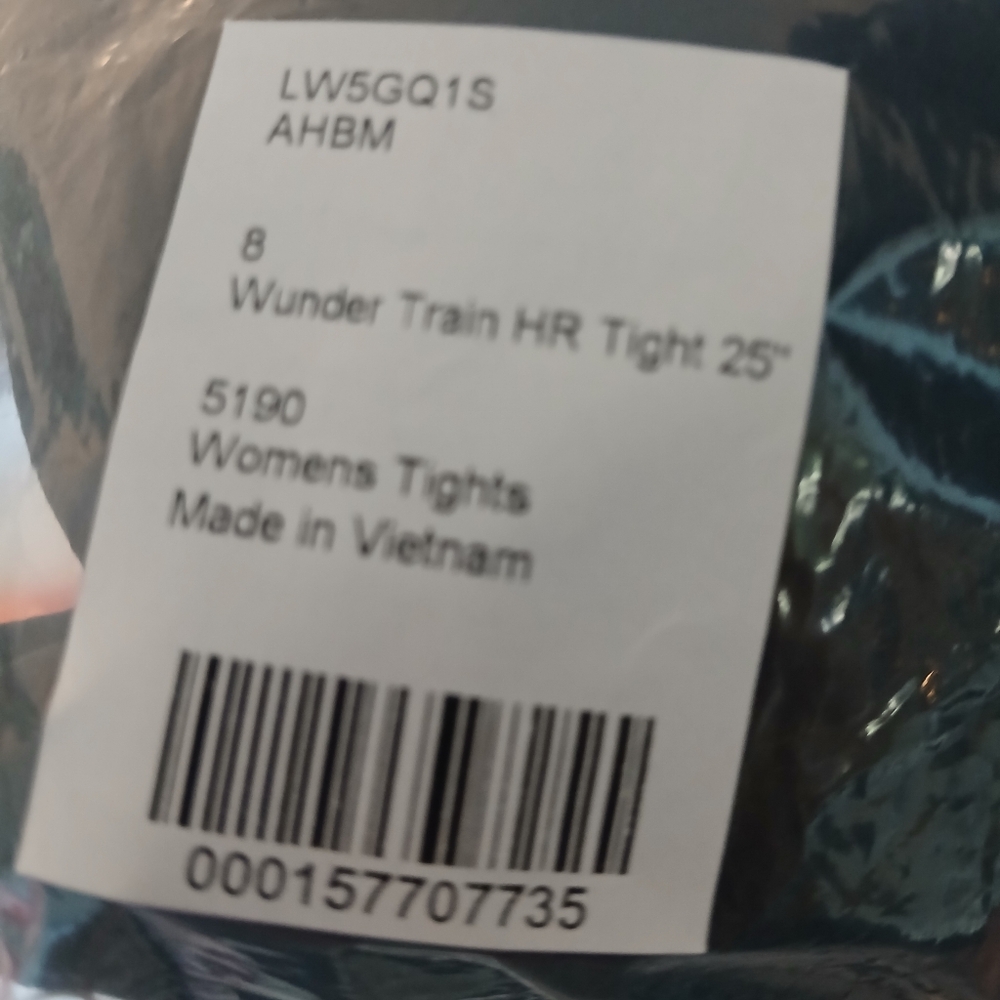 NWT lululemon Athletica High Rise 25" - Picture 5 of 5